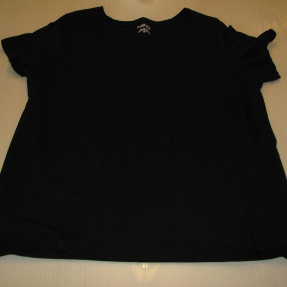 Three Women's Summer Tops 2 Tank Tops 1 T-Shirt Abstract Prints Black White - Picture 13 of 16